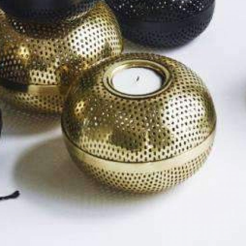 Hilda tealight holder brass Louise Roe