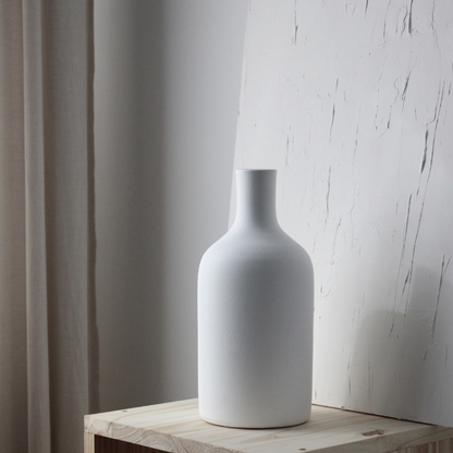 Vase blanc argile 02